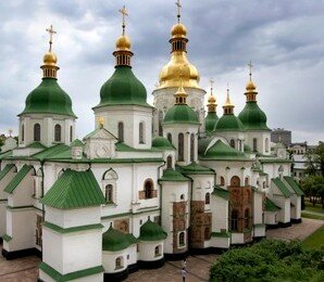 Обзорная экскурсия по Киеву на авто Обзорная экскурсия по Киеву на авто